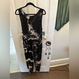 Tie-Dye Sleeveless Jumpsuit